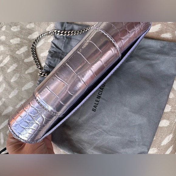 Balenciaga Wallet On Ty Chain *Rare Lilic color, Great Condition* - Picture 6 of 13